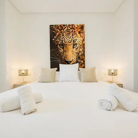 Apartment Penthouse With Sea Views In Nueva Andalucia *